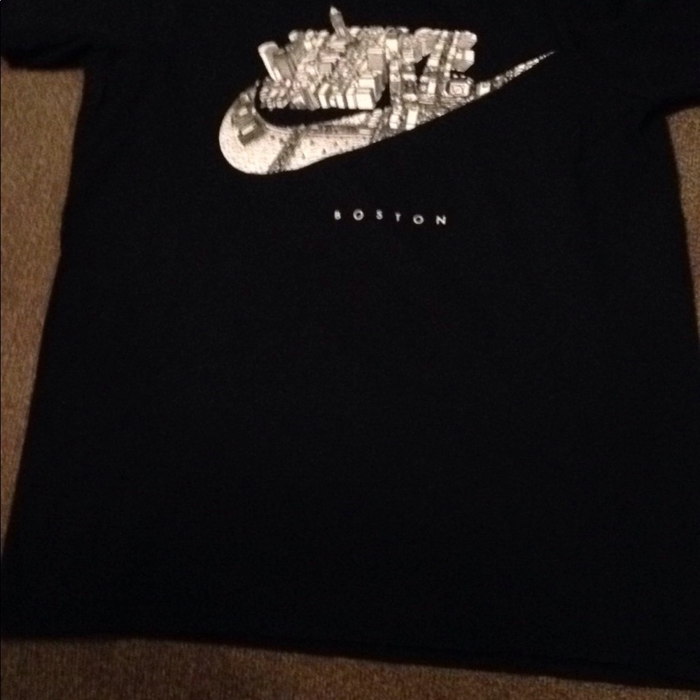Nike shirt (boston)